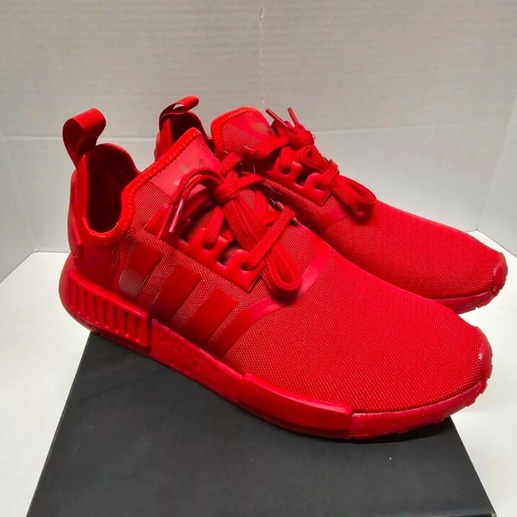 ❤️❣️🌹 Adidas NMD R1 Triple Red ❤️🌹❣️